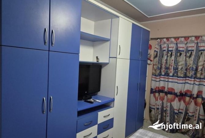 Shtepi me qera 1+1 ne Tirane - 50,000 Leke