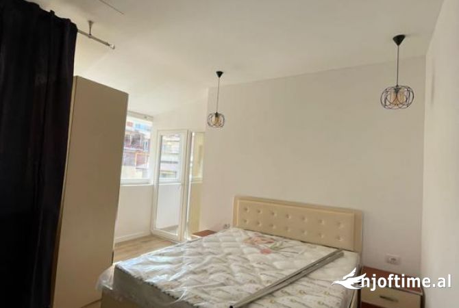 Shtepi me qera 1+1 ne Tirane - 45,000 Leke