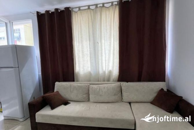 Shtepi me qera 1+1 ne Tirane - 45,000 Leke