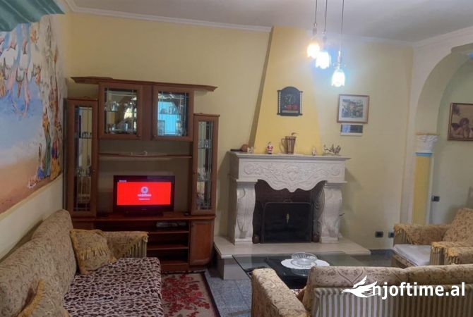Shtepi me qera 2+1 ne Tirane - 60,000 Leke
