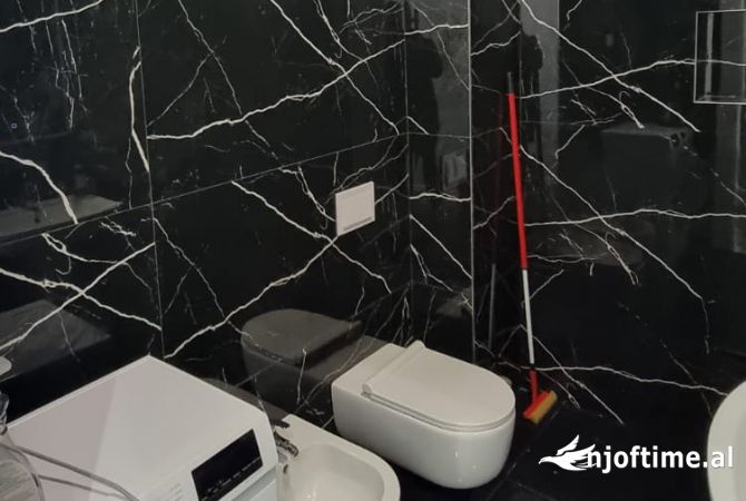 Shtepi me qera Apartament ne Tirane, 2+1, Mobilimi E mobiluar, Pagesa 600  Euro.