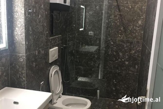 Shtepi me qera Apartament ne Tirane, 1+1, Mobilimi E mobiluar, Pagesa 600  Euro.
