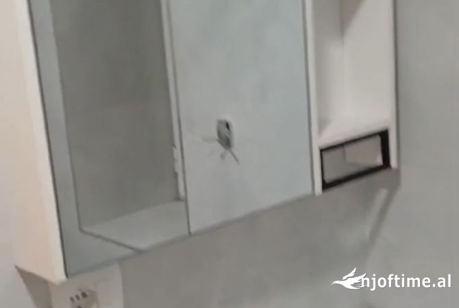 Shtepi me qera Apartament ne Tirane, Garsoniere, Mobilimi E mobiluar, Pagesa 45,000  Leke.