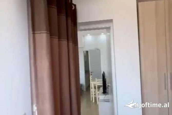 Shtepi me qera Apartament ne Tirane, 1+1, Mobilimi E mobiluar, Pagesa 500  Euro.