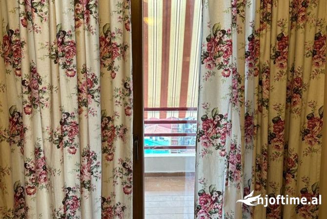 Shtepi me qera Apartament ne Tirane, 2+1, Mobilimi E mobiluar, Pagesa 70,000  Leke.