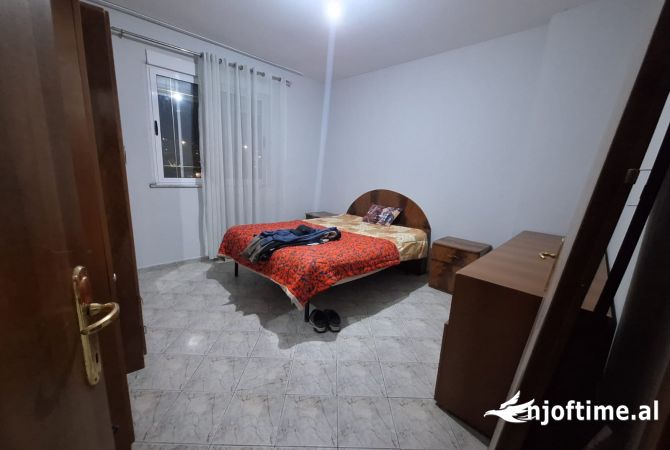 Shtepi me qera Apartament ne Tirane, 1+1, Mobilimi E mobiluar, Pagesa 34,000  Leke.