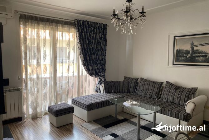 Shtepi me qera 2+1 ne Tirane - 600 Euro