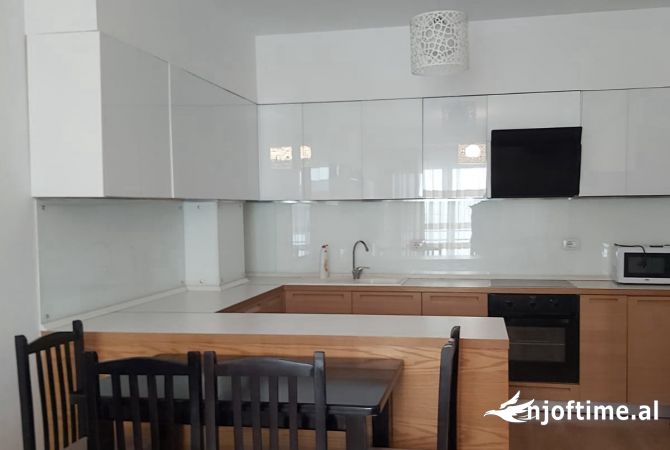 Shtepi me qera 2+1 ne Tirane - 600 Euro