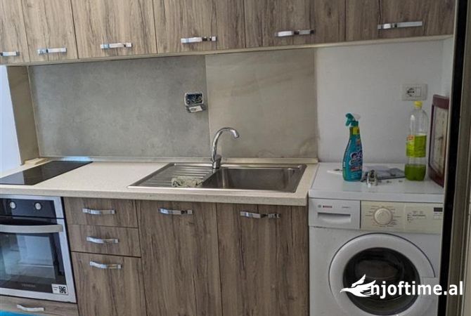 Shtepi me qera 1+1 ne Tirane - 35,000 Leke