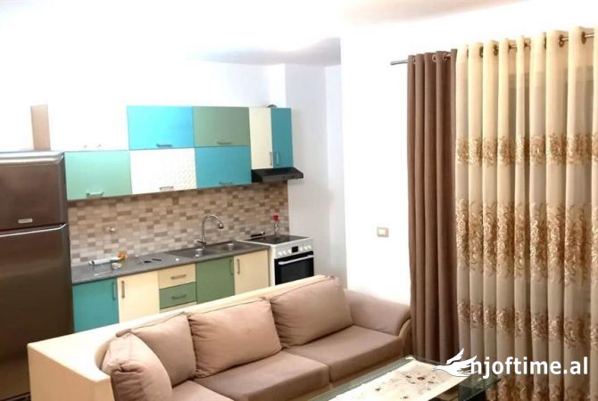 Shtepi me qera 2+1 ne Tirane - 50,000 Leke