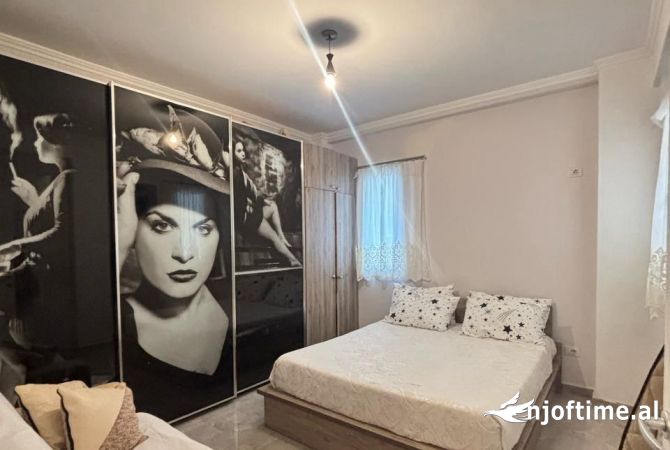 Shtepi me qera Apartament ne Tirane, 1+1, Mobilimi E mobiluar, Pagesa 600  Euro.