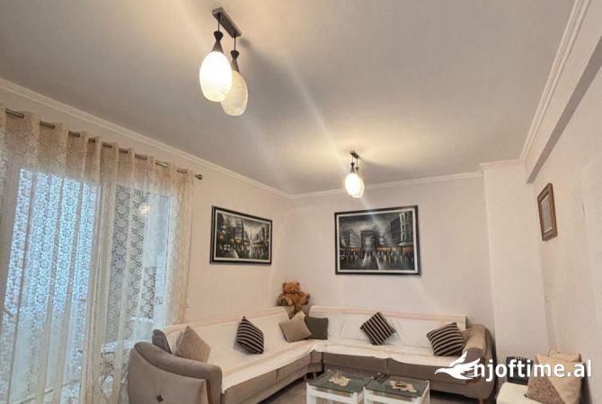 Shtepi me qera 1+1 ne Tirane - 600 Euro