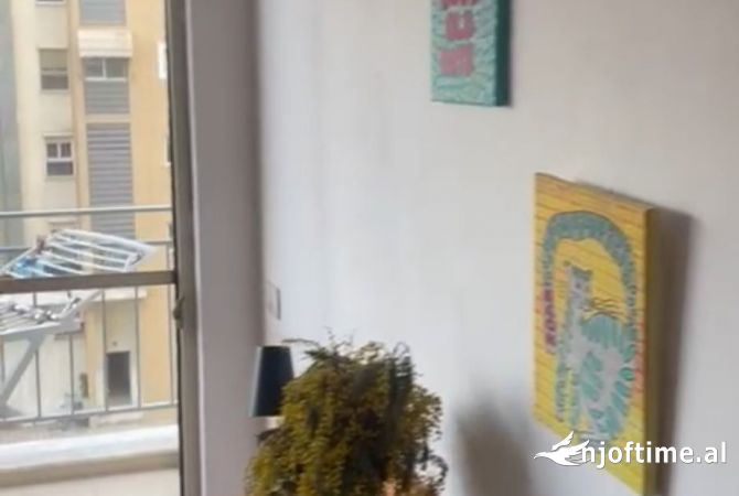 Shtepi me qera Apartament ne Tirane, 1+1, Mobilimi E mobiluar, Pagesa 40,000  Leke.