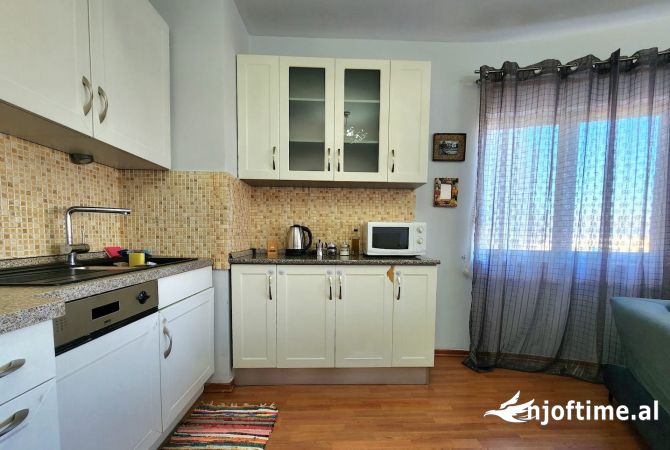 Shtepi me qera 1+1 ne Tirane - 520 Euro