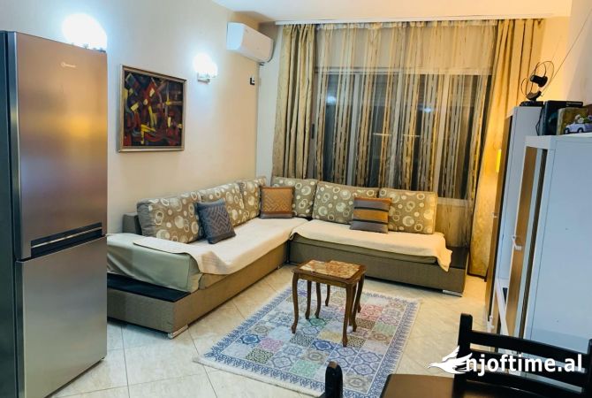 Shtepi me qera 1+1 ne Tirane - 600 Euro