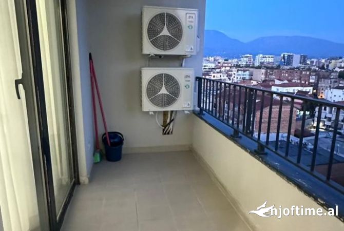 Shtepi me qera Apartament ne Tirane, 1+1, Mobilimi E mobiluar, Pagesa 650  Euro.