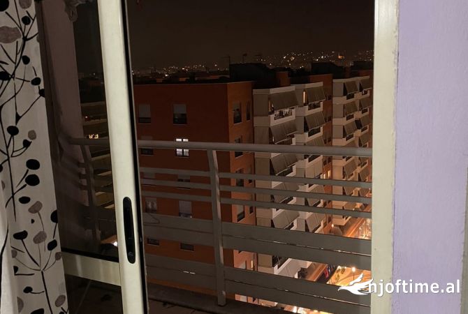 Shtepi me qera Apartament ne Tirane, 2+1, Mobilimi E mobiluar, Pagesa 58,000  Leke.
