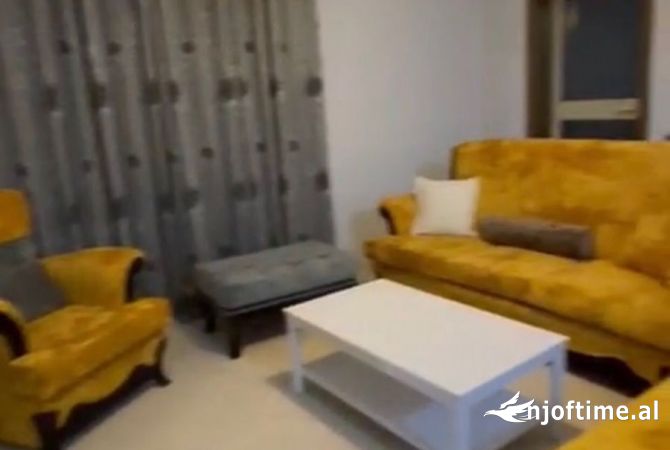 Shtepi me qera 2+1 ne Tirane - 58,000 Leke