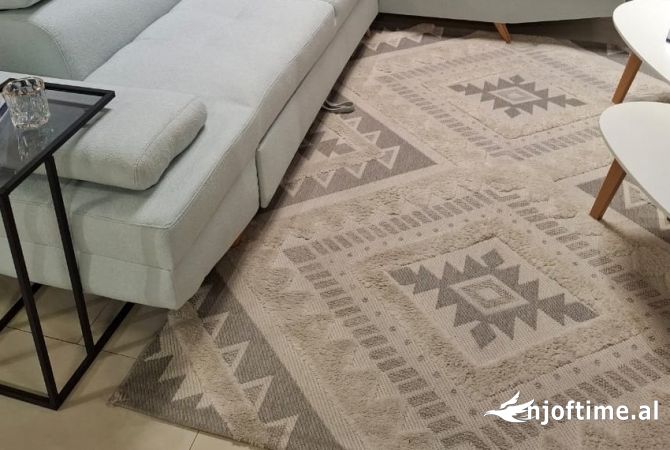 Shtepi me qera 1+1 ne Tirane - 400 Euro