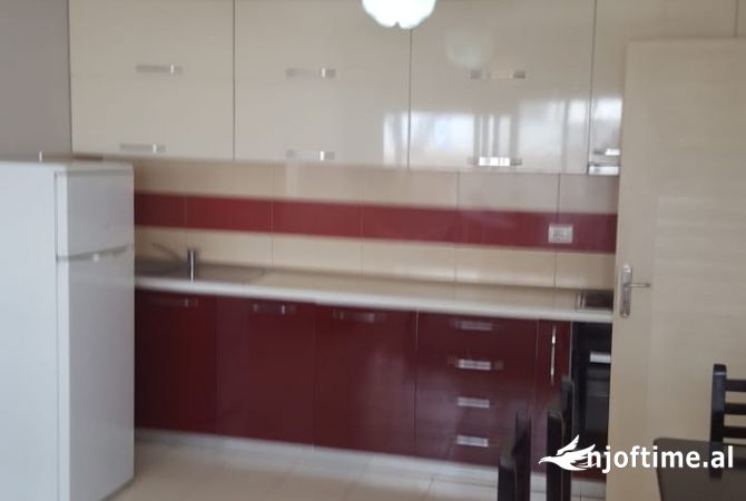 Shtepi me qera 1+1 ne Tirane - 400 Euro
