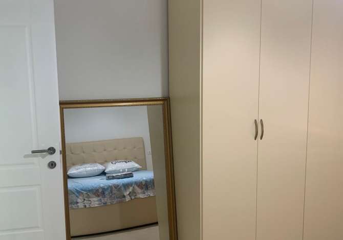 Shtepi me qera  ne Tirane, 1+1, Mobilimi E mobiluar, Pagesa 350  Euro.