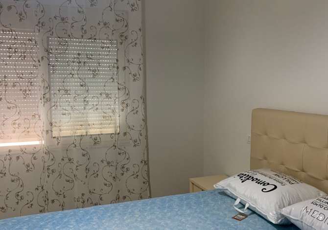 Shtepi me qera  ne Tirane, 1+1, Mobilimi E mobiluar, Pagesa 350  Euro.