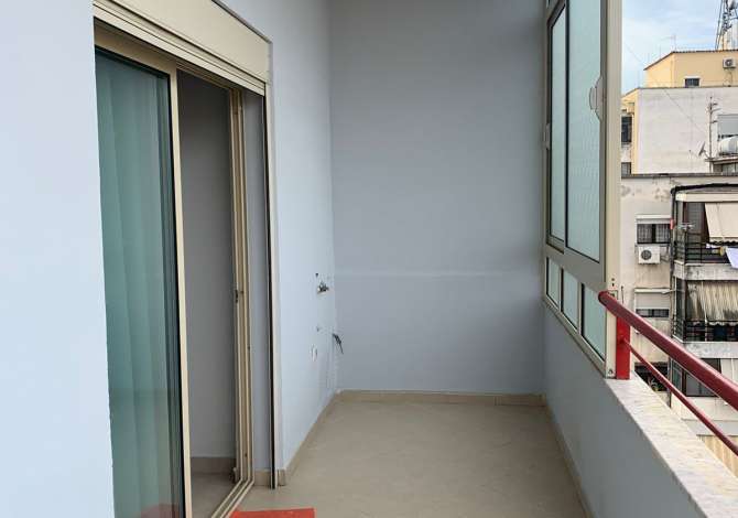 Shtepi me qera  ne Tirane, 1+1, Mobilimi E mobiluar, Pagesa 350  Euro.