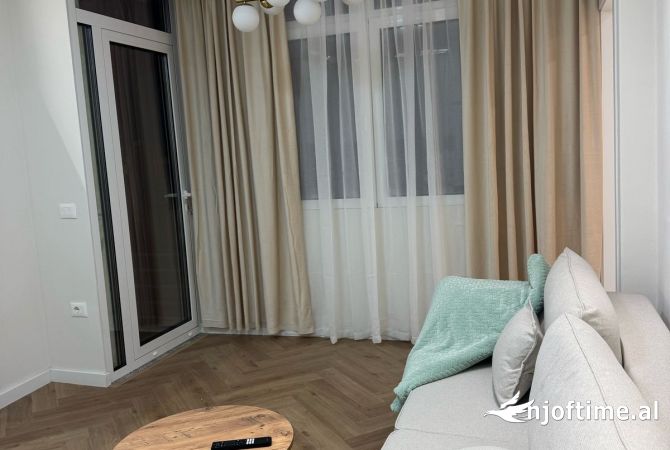 Shtepi me qera 1+1 ne Tirane - 450 Euro