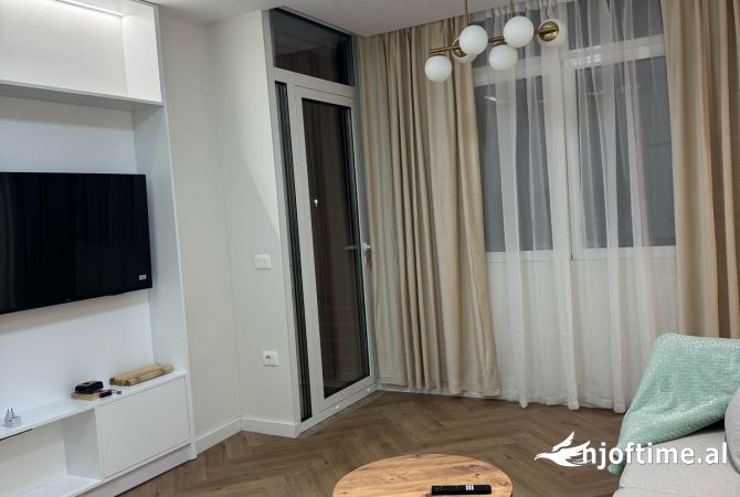 Shtepi me qera 1+1 ne Tirane - 450 Euro