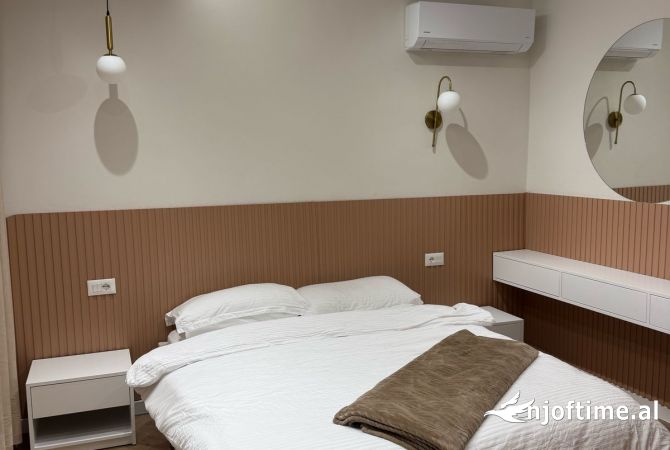 Shtepi me qera Apartament ne Tirane, 1+1, Mobilimi E mobiluar, Pagesa 450  Euro.