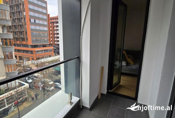 Shtepi me qera Apartament ne Tirane, 1+1, Mobilimi E mobiluar, Pagesa 700  Euro.