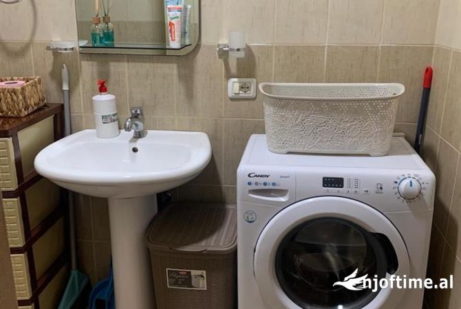 Shtepi me qera Apartament ne Tirane, 1+1, Mobilimi E mobiluar, Pagesa 50,000  Leke.