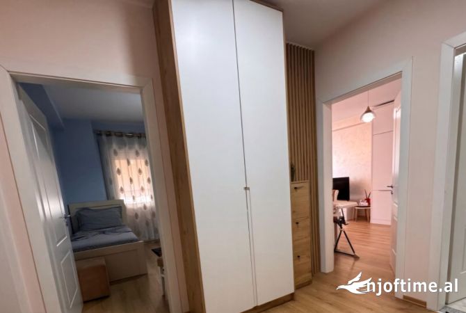 Shtepi me qera Apartament ne Tirane, 2+1, Mobilimi E mobiluar, Pagesa 600  Euro.