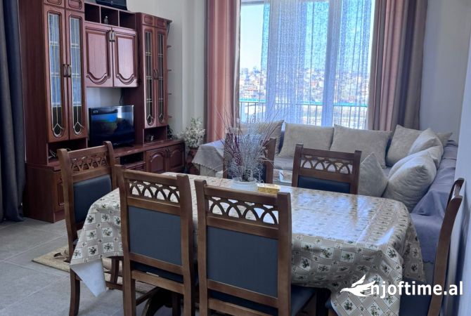 Shtepi me qera 2+1 ne Tirane - 45,000 Leke