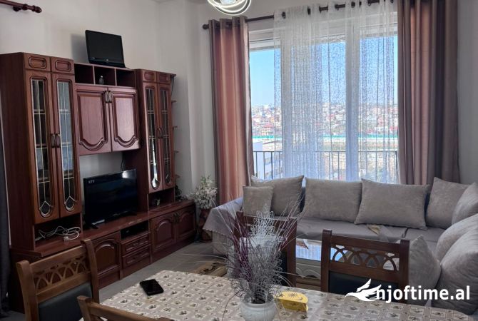 Shtepi me qera Apartament ne Tirane, 2+1, Mobilimi E mobiluar, Pagesa 45,000  Leke.