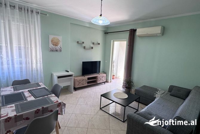 Shtepi me qera 1+1 ne Tirane - 50,000 Leke