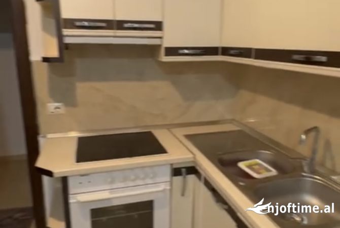 Shtepi me qera Garsoniere ne Tirane - 28,000 Leke