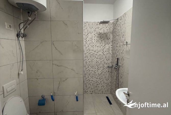 Shtepi me qera Apartament ne Tirane, 1+1, Mobilimi E mobiluar, Pagesa 43,000  Leke.