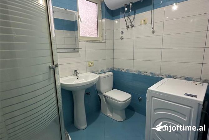 Shtepi me qera Apartament ne Tirane, 1+1, Mobilimi E mobiluar, Pagesa 45,000  Leke.