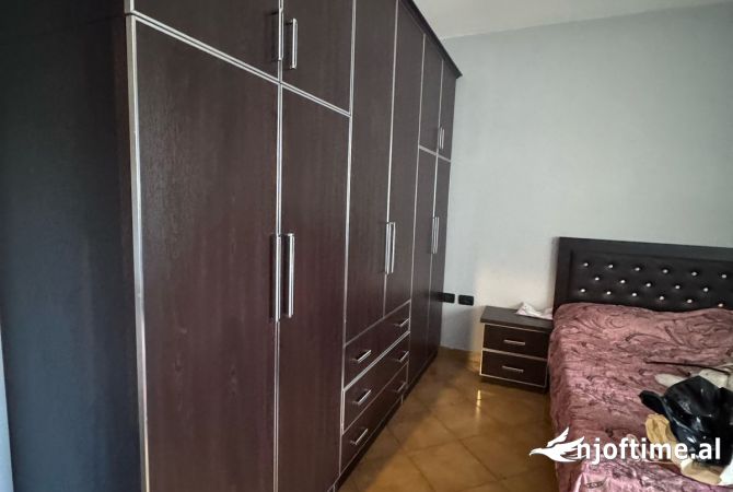 Shtepi me qera 1+1 ne Tirane - 40,000 Leke