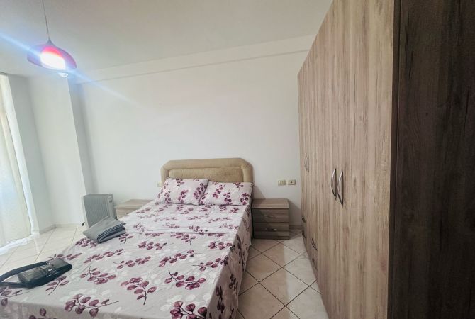 Shtepi me qera Apartament ne Tirane, 1+1, Mobilimi E mobiluar, Pagesa 400  Euro.