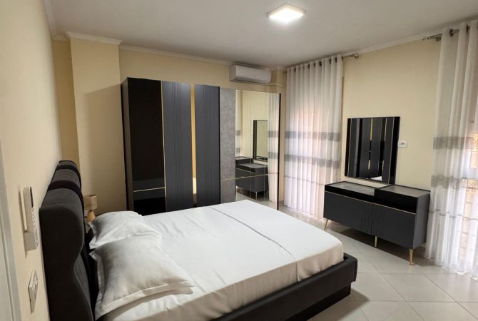 Shtepi me qera 2+1 ne Tirane - 750 Euro