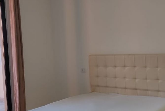 Shtepi me qera Apartament ne Tirane, 2+1, Mobilimi E mobiluar, Pagesa 500  Euro.