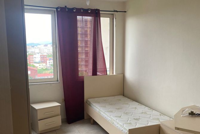 Shtepi me qera 2+1 ne Tirane - 48,000 Leke
