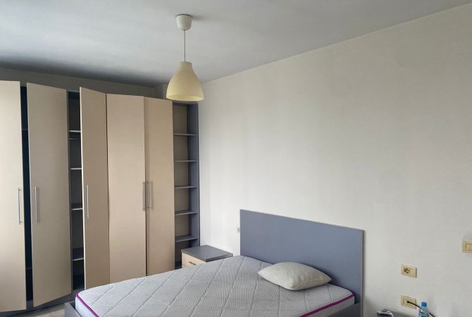 Shtepi me qera Apartament ne Tirane, 2+1, Mobilimi E mobiluar, Pagesa 48,000  Leke.