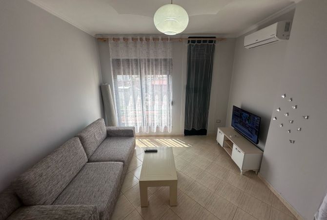 Shtepi me qera 1+1 ne Tirane - 450 Euro