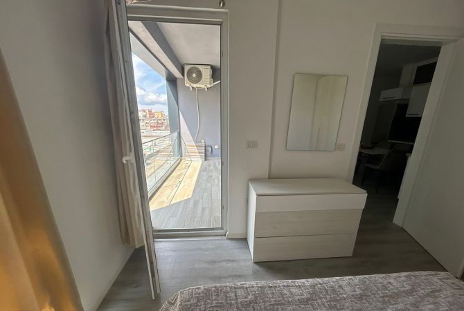 Shtepi me qera Apartament ne Tirane, 2+1, Mobilimi E mobiluar, Pagesa 650  Euro.