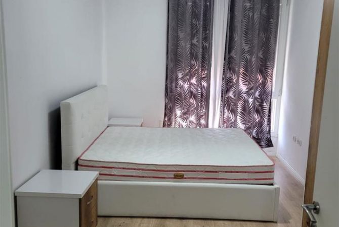 Shtepi me qera 1+1 ne Tirane - 400 Euro
