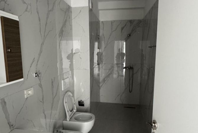 Shtepi me qera 1+1 ne Tirane - 400 Euro