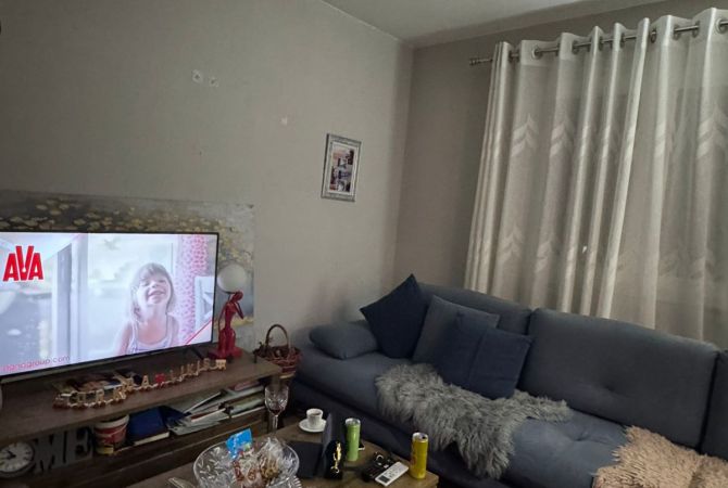 Shtepi me qera Apartament ne Tirane, 1+1, Mobilimi E mobiluar, Pagesa 400  Euro.